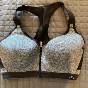 Victoria Secret Sports Bra